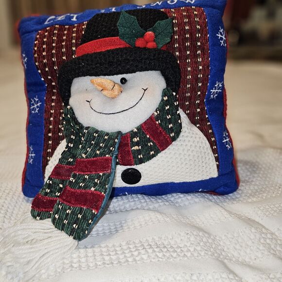 Vintage Quilted Snowman Throw Pillow Crochet Outfit Christmas Decor Let It Snow - Picture 3 of 13